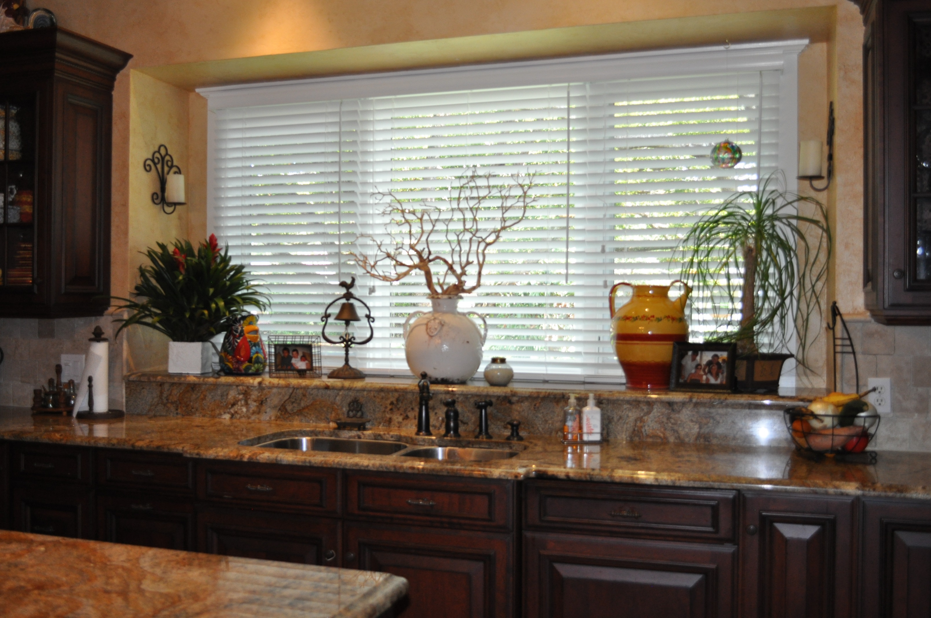 plantation shutters Sumter County, window blinds, roller shades